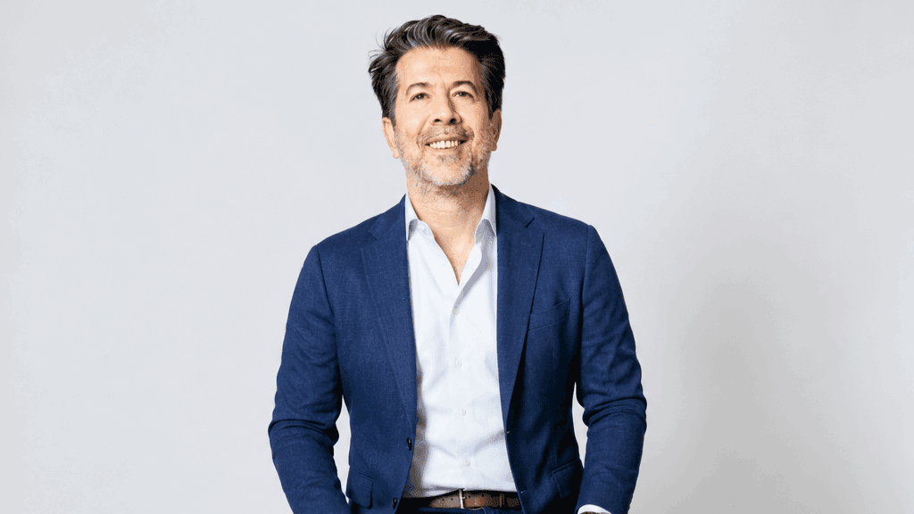 Selling the local without translations, Filipe Bonina, from Octant Hotels, in the first person