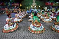 Going to the Santos Populares? Do not leave home without reading this guide: transport, road closures and safety tips