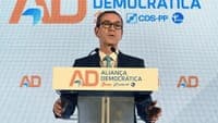 Public Prosecutor's Office archives complaint against former head of the Medical Association Miguel Guimarães