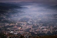 Arouca firefighter in critical condition after blaze