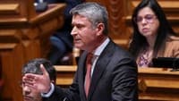 José Luís Carneiro blames Government 'political guidelines' and not the police