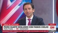 Whenever Passos Coelho says something, it seems the Prime Minister trembles