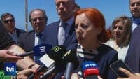 Sunshade controversy: minister calls for clear signage at beach entrances