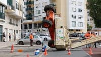 Fell seven floors: two workers killed in crane fall in Sintra