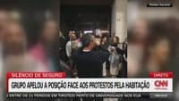 Housing protests reach Seguro's door: group sings to demand a response from the President