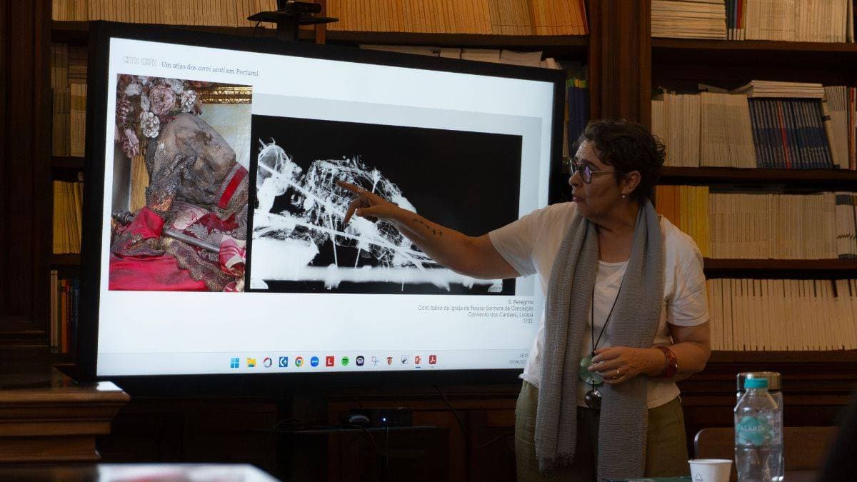 University of Évora presents book on research into the “Corpos Santos” in Portugal
