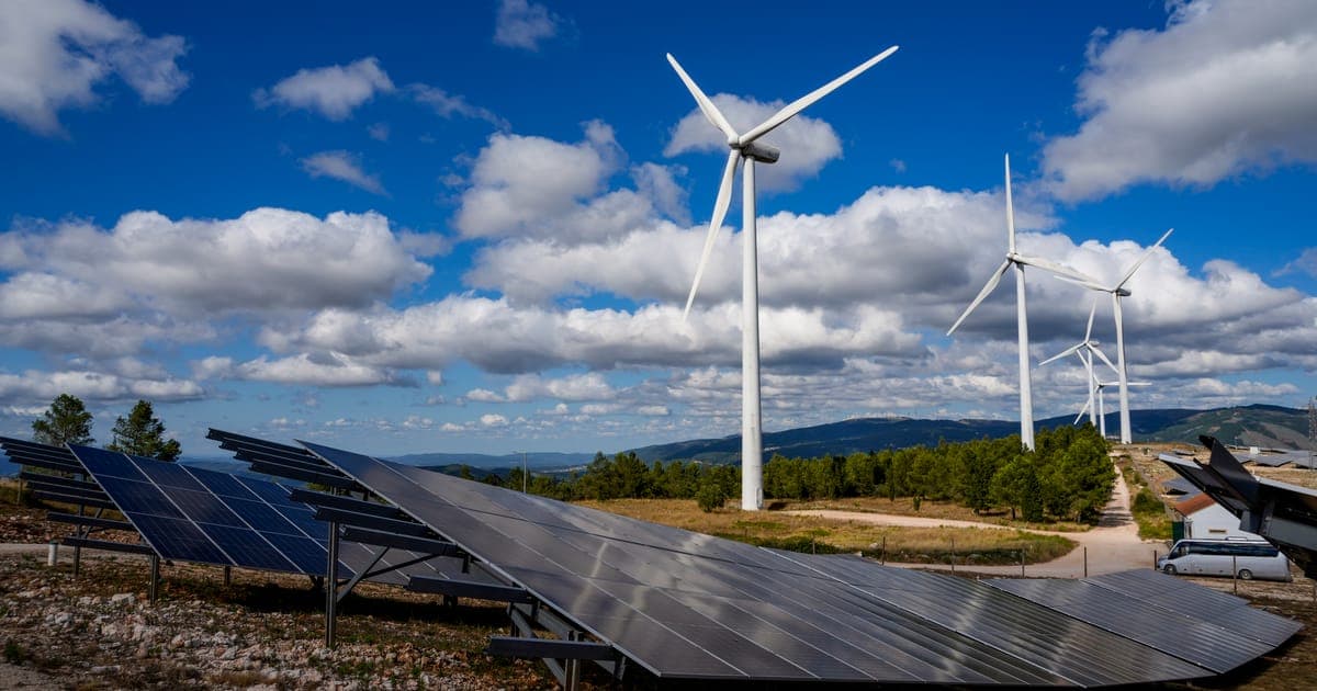 EU wants to double electricity use by 2040, but avoids binding target