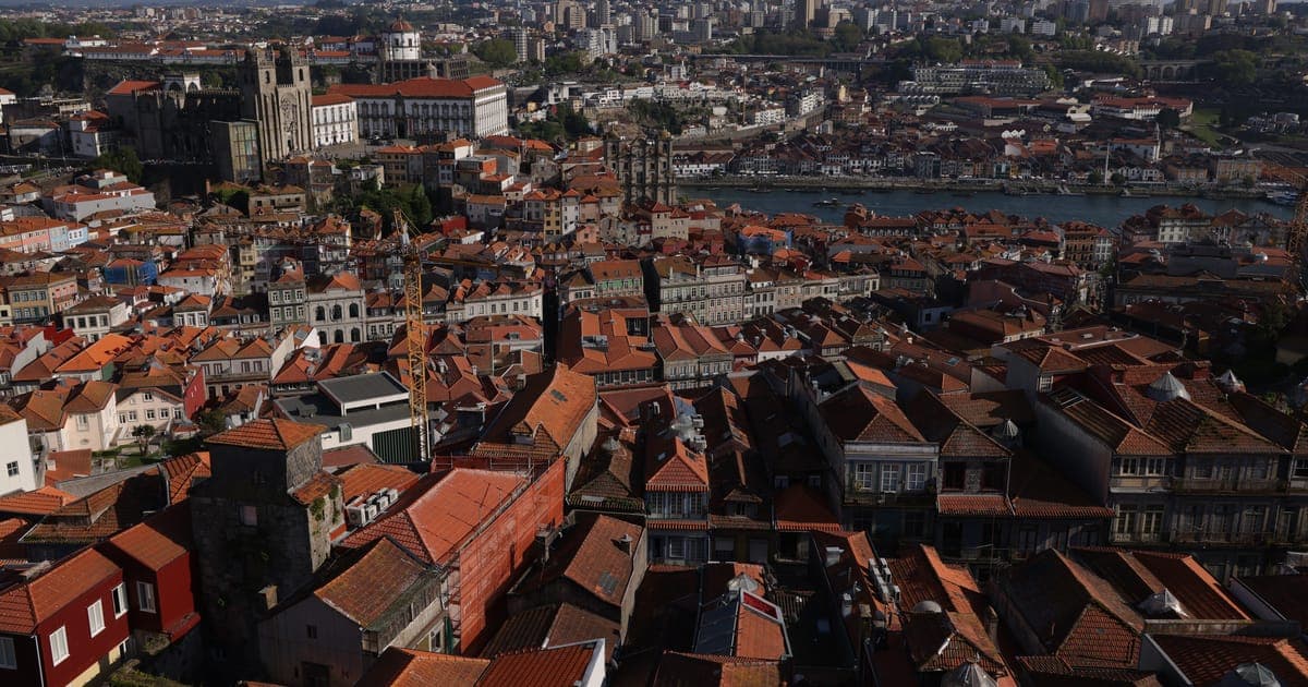 EU to crack down on short-term rentals in bid to slash housing prices