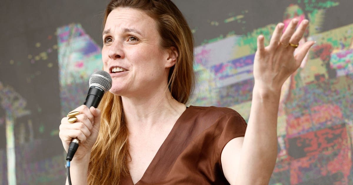 Greens promise ‘campaign mode’ and continuity under new leaders