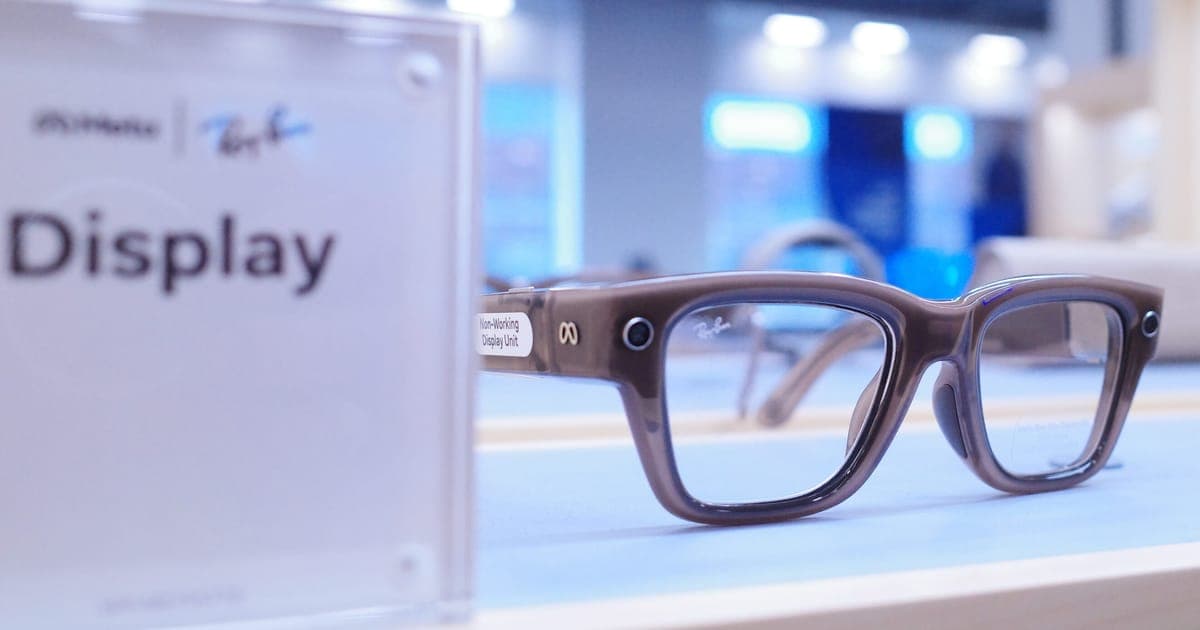 Lights, bells and liability: Europe’s privacy regulators crack down on smart glasses