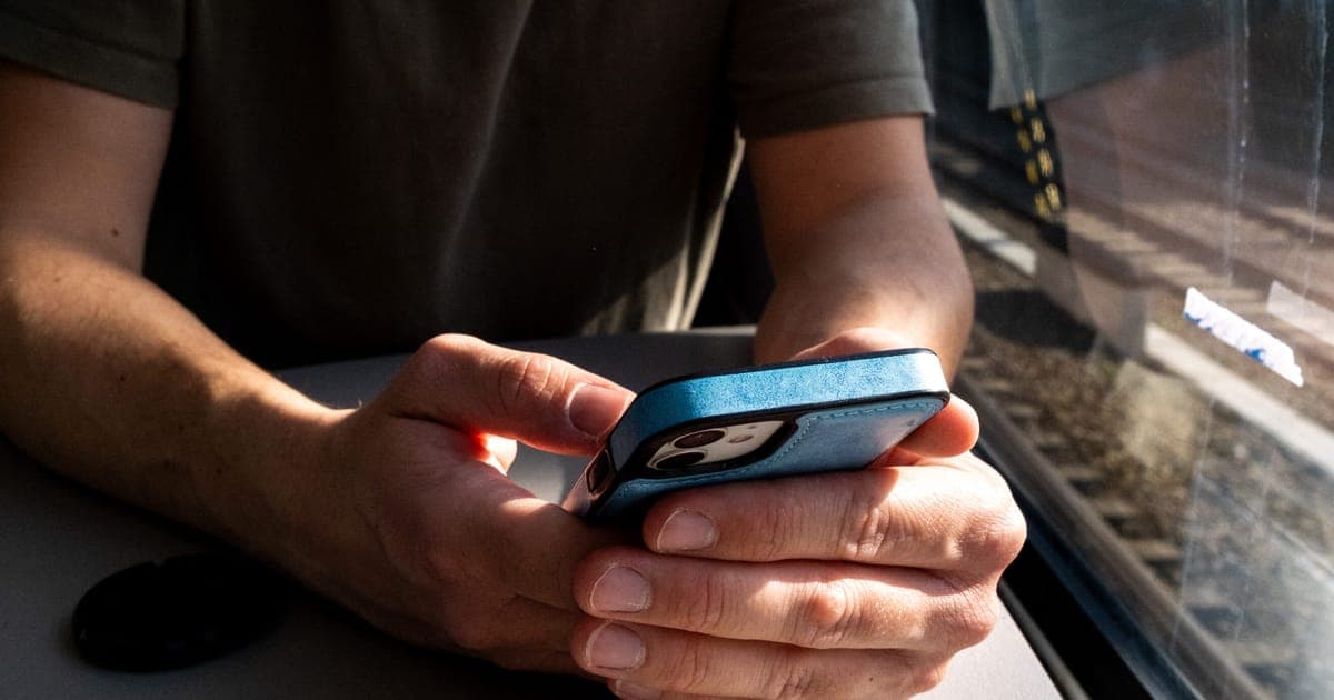 Millions of phones exposed to Israeli spyware operation through online ads, researchers say
