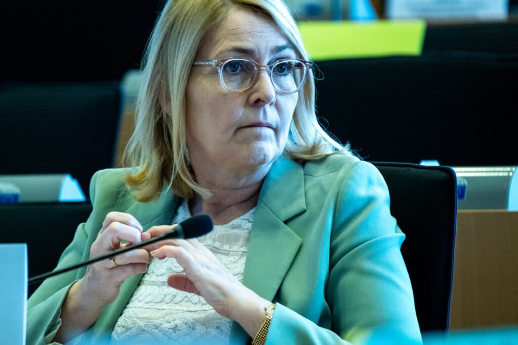 ChatGPT soumis à de nouvelles règles européennes aux multiples angles morts