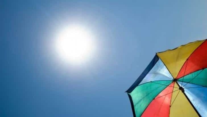 Beach concessions ‘fight back’. Algarve begins ‘battle of sun umbrellas’