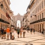 Portuguese consumers turn gloomier as businesses regain confidence