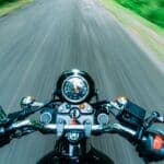 GNR officer run over by driver disobeying orders to stop in Almada