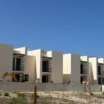 Two young building workers “buried alive” in landslide on Sines hotel site